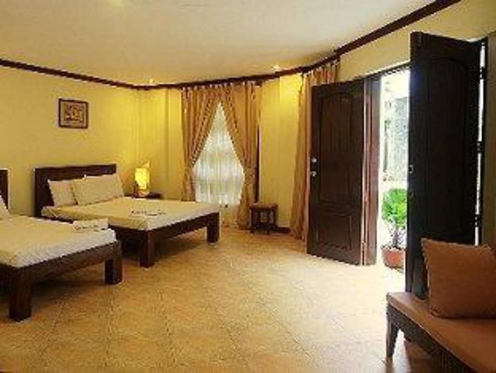 Sheridan Villas Boracay 7/25