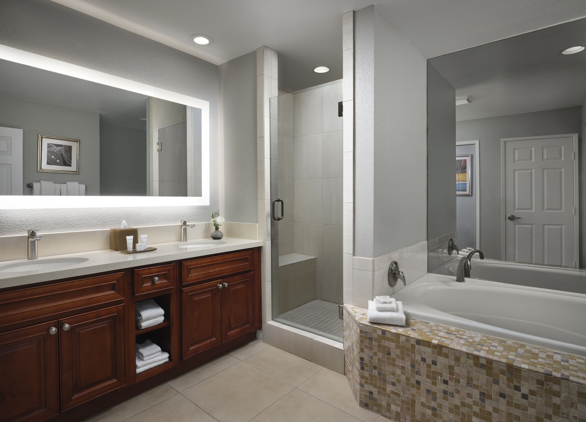 1 Bedroom, Green, Villa, King Bed, Sofa, Accessible، Hyatt Vacation Club at the Welk, San Diego 2/2