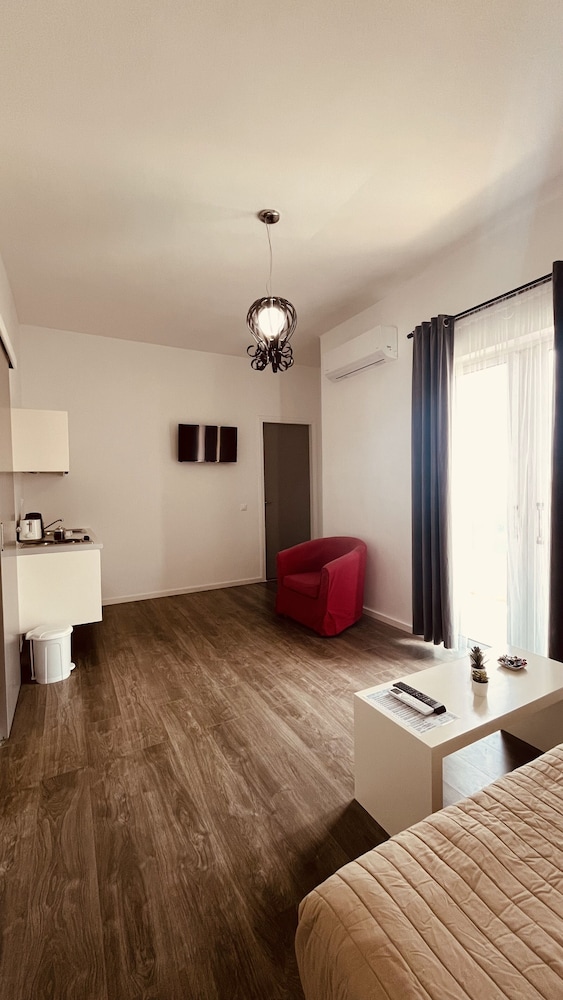 Aestas Apts 34/50