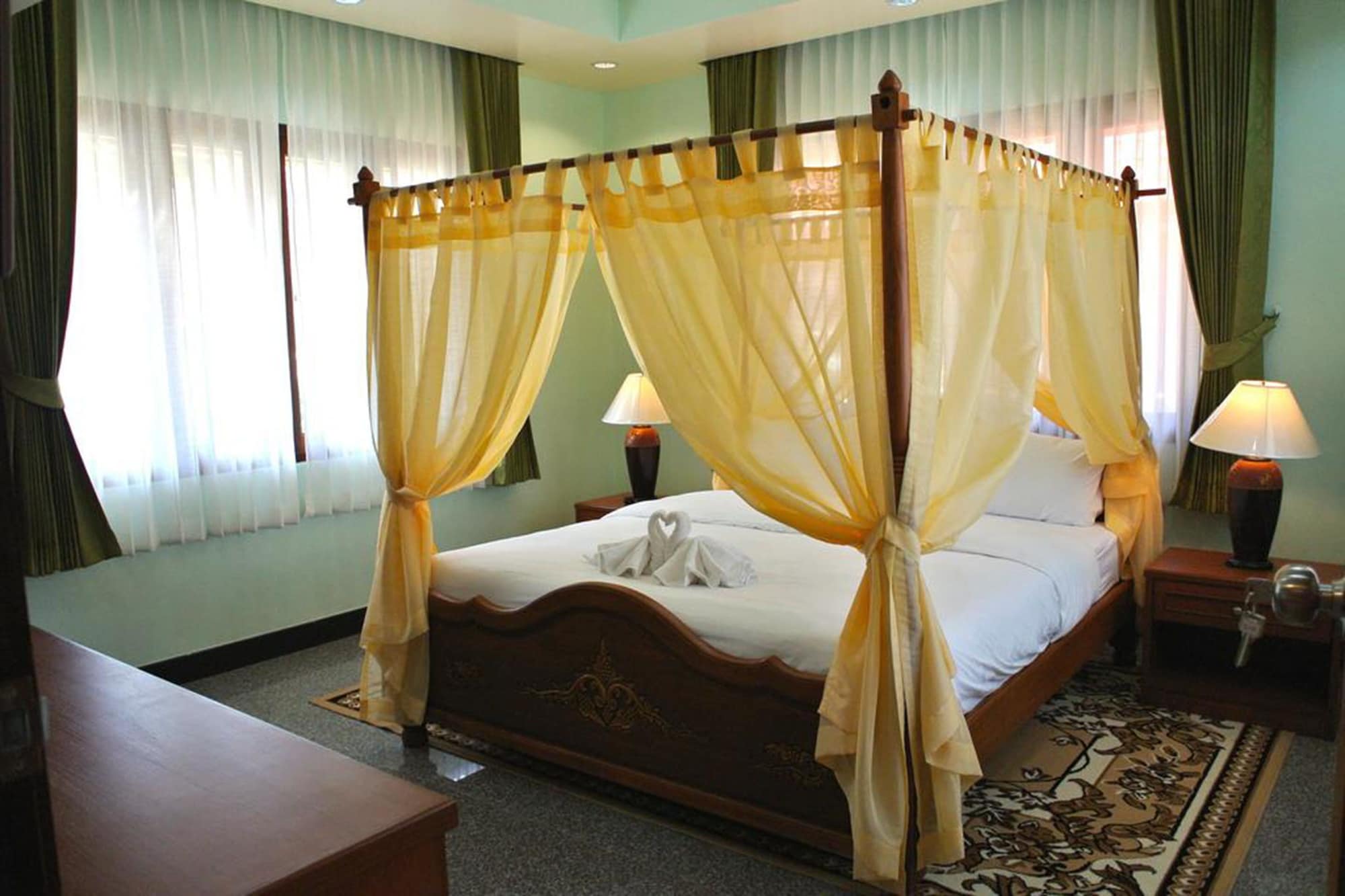 1 Bedroom, Villa, King Bed, Garden View