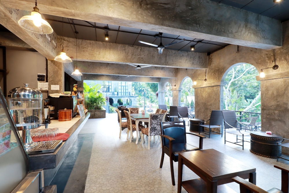 Capital O 464 At Nata Chiangmai Chic Jungle 36/50