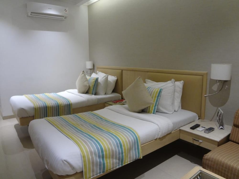Hotel Suncity Apollo 9/25