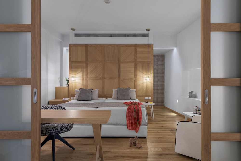 Superior, Suite, Twin Beds, Sofa, Adult Only, Private Pool