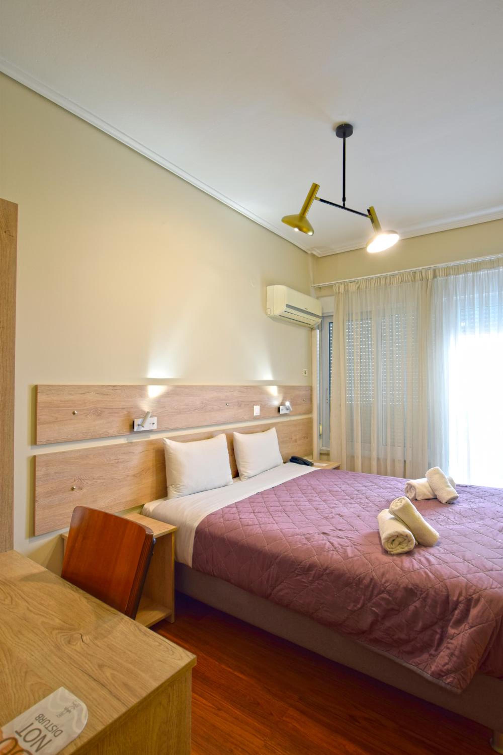 Room, Double or Twin Bed