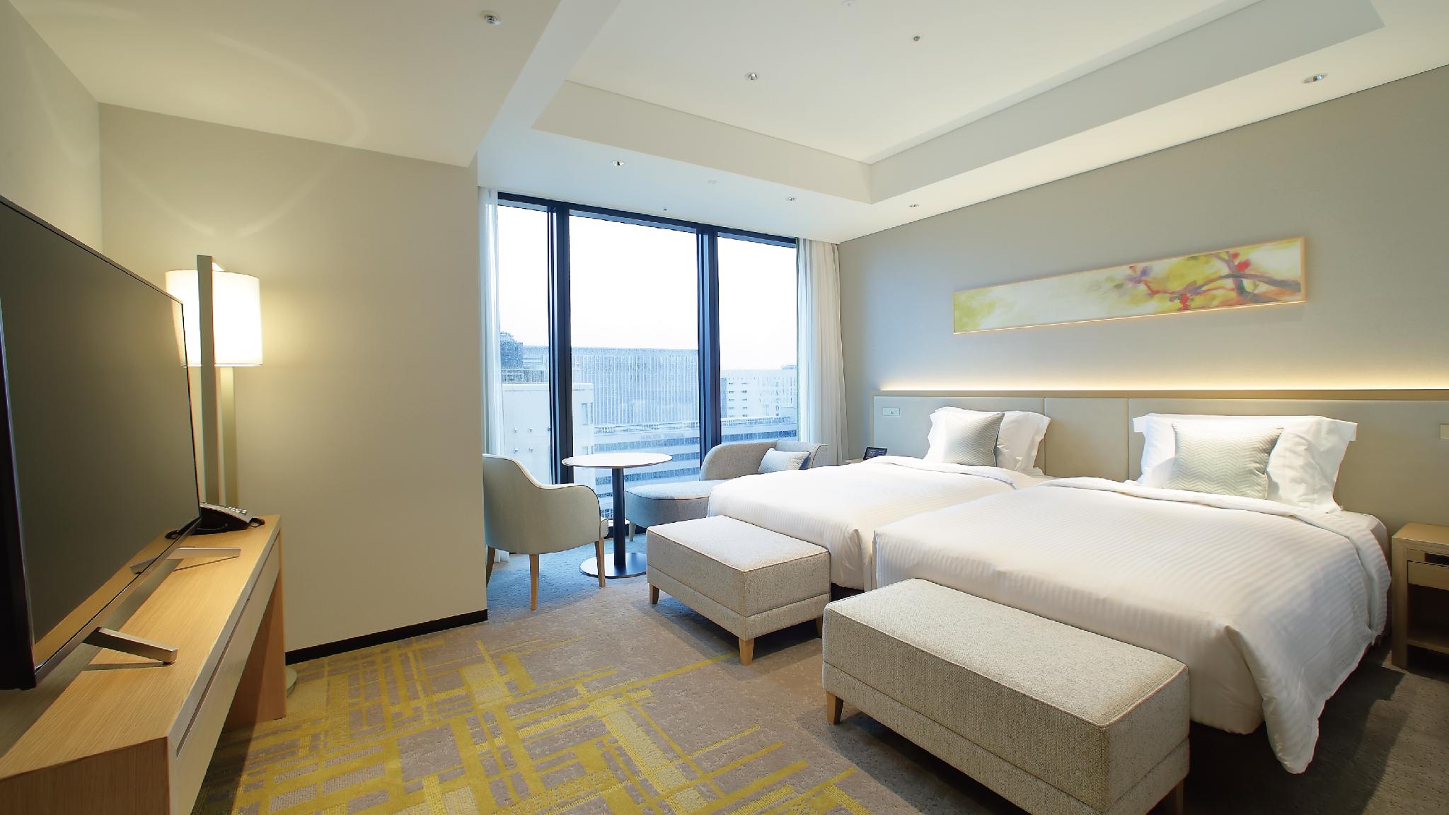 Hollywood, Deluxe, Twin Beds, with Extra Bed