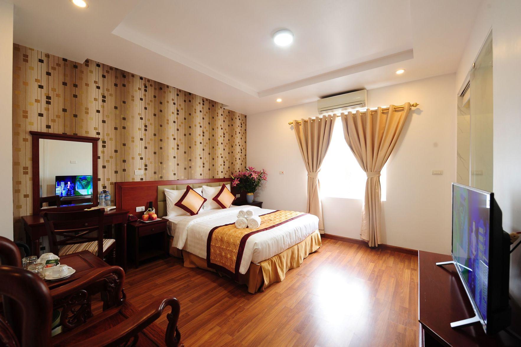 Superior, Double Bed, River View