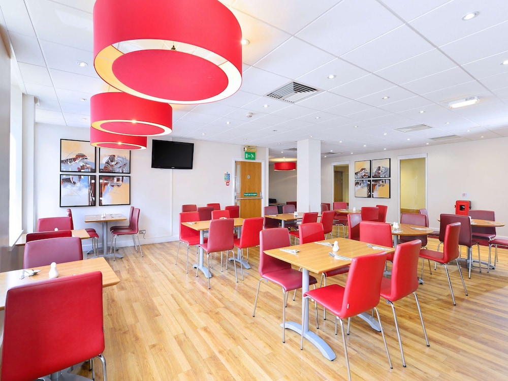 Travelodge Aberdeen Central Bridge Street 15/18