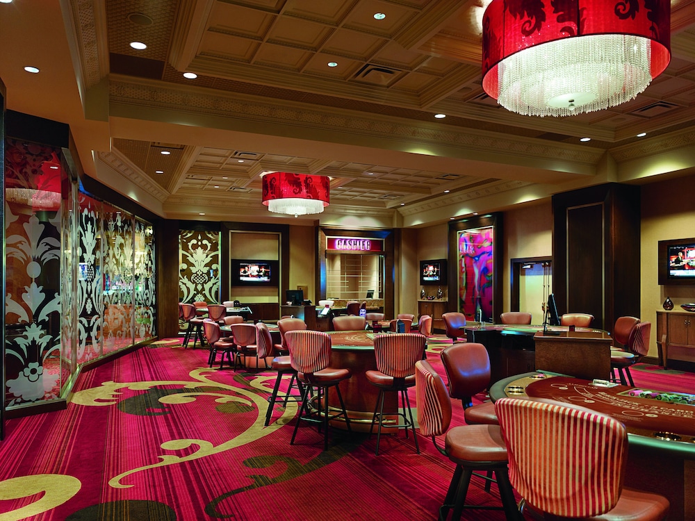 Ameristar Casino Resort Spa St. Charles 48/64