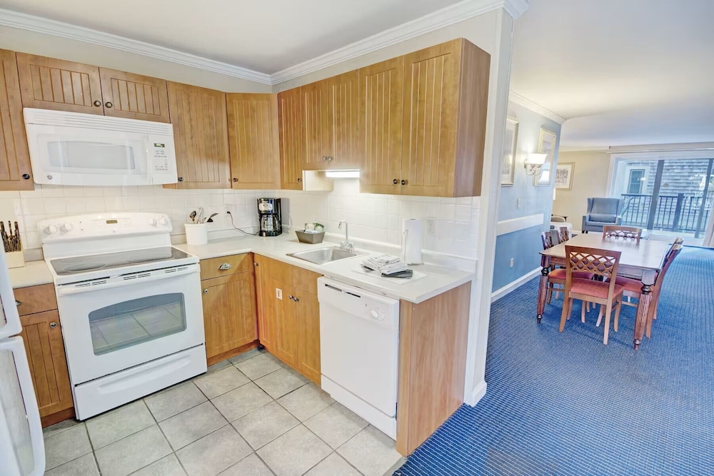 Club Wyndham Newport Onshore 55/56