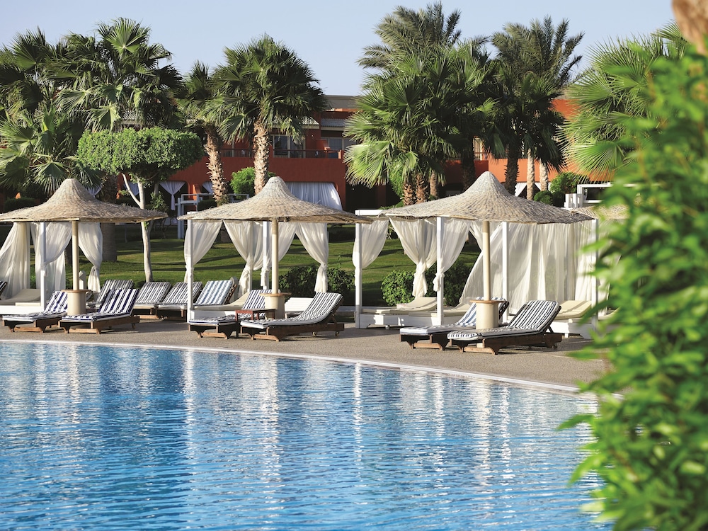 Coral Sea Holiday Resort And Aqua Park 67/77