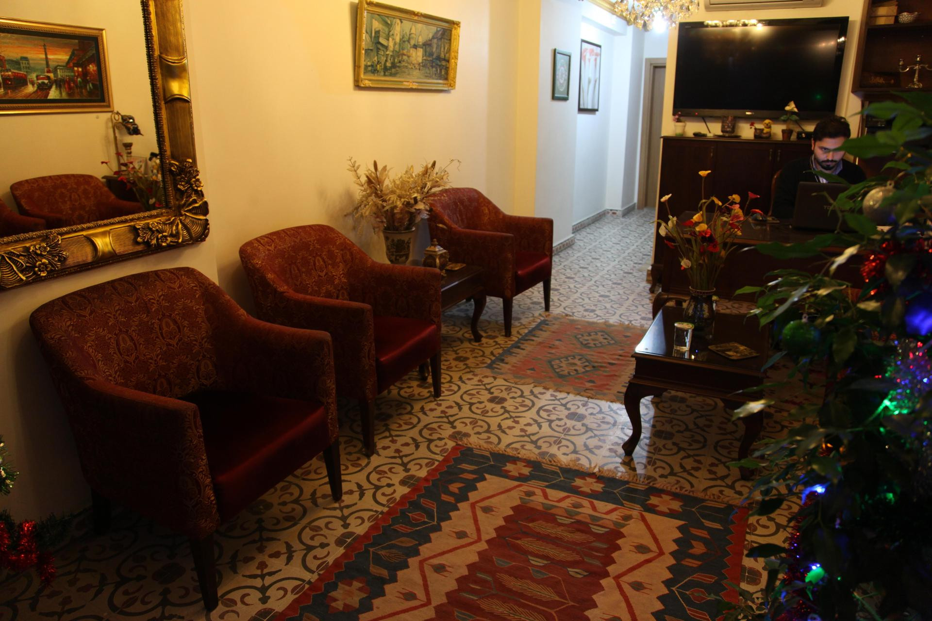 Borancik Suites 76/100