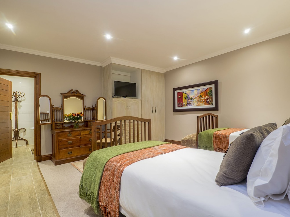 Madison Manor Boutique Hotel 25/72
