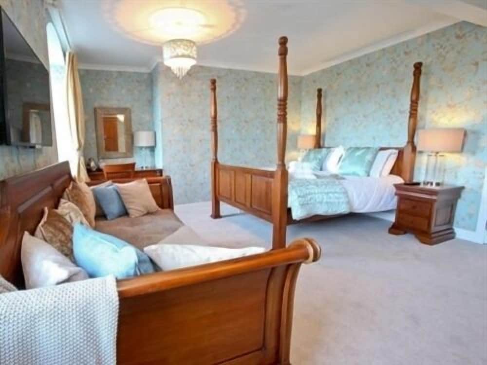 The Notley Arms Inn 30/41