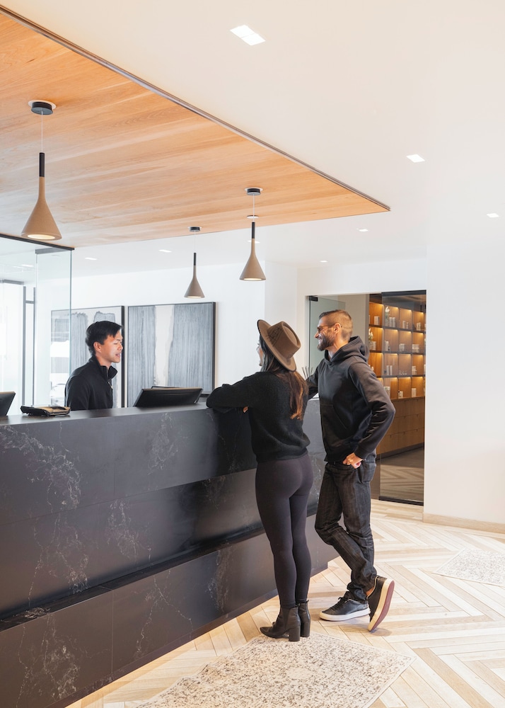Gurneys Montauk Resort and Seawater Spa 11/78