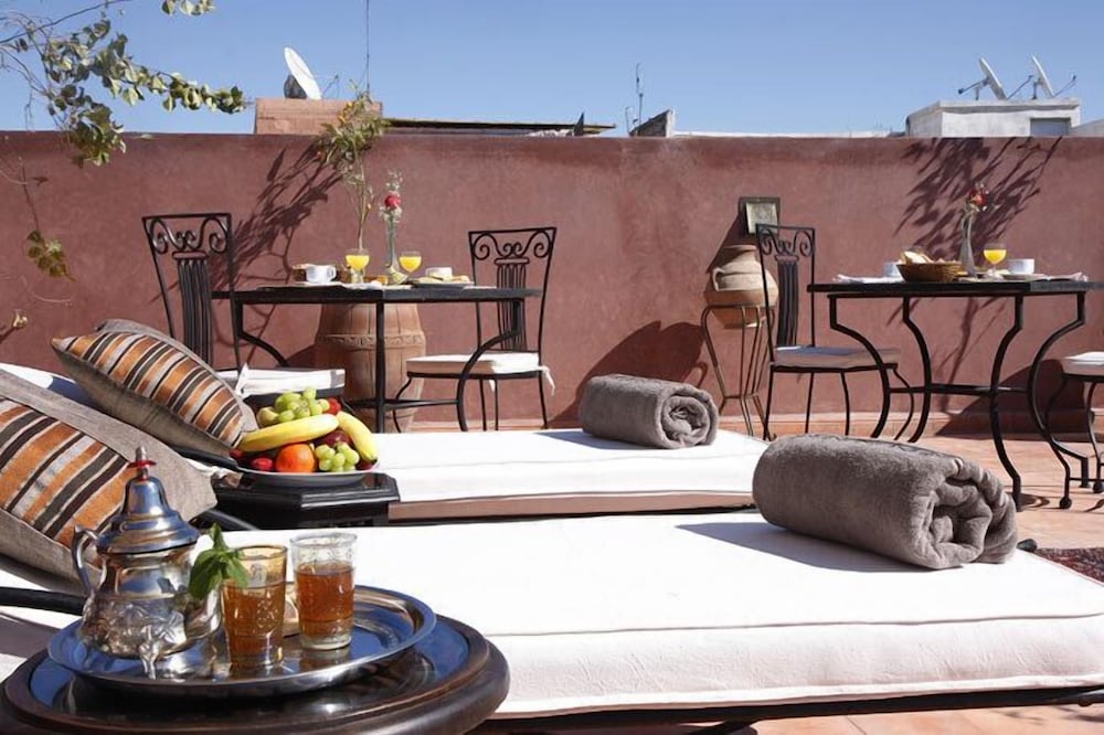 Riad Shaloma 18/19