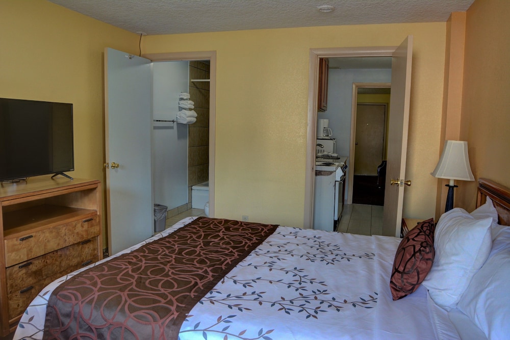 The Inn At Salmon Creek 13/23