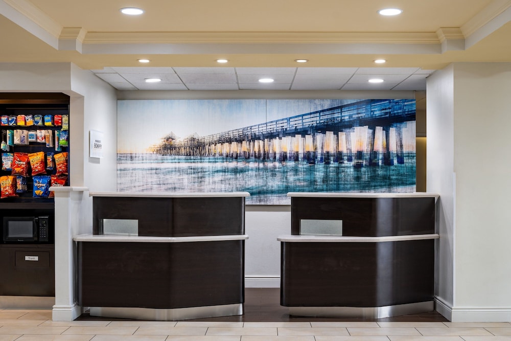 Courtyard By Marriott Naples 7/50