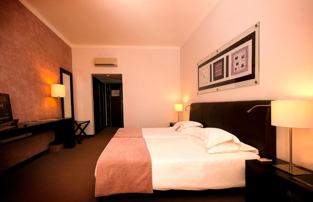 Classic, Single, Double Bed