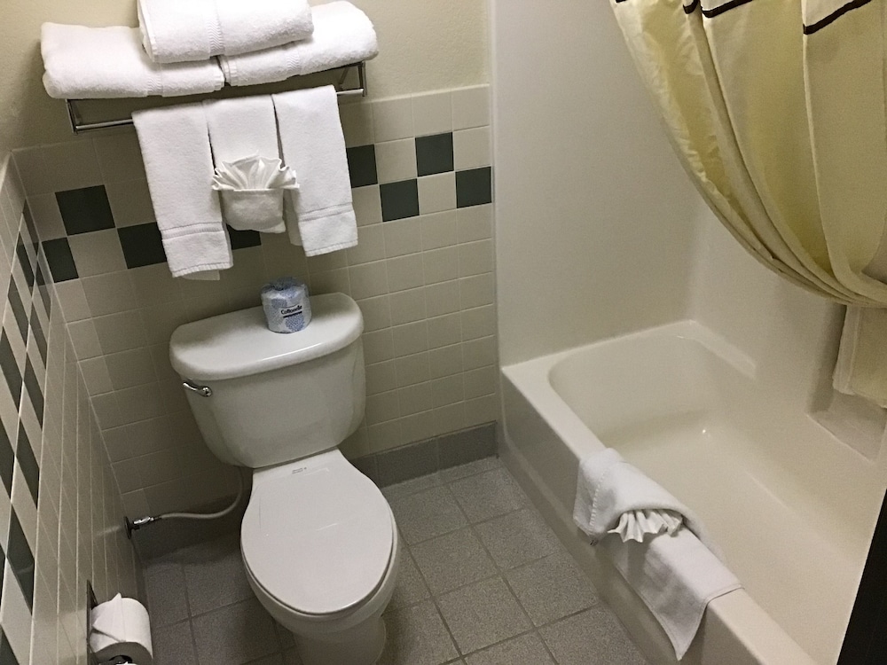 Americinn By Wyndham Cody 9/48