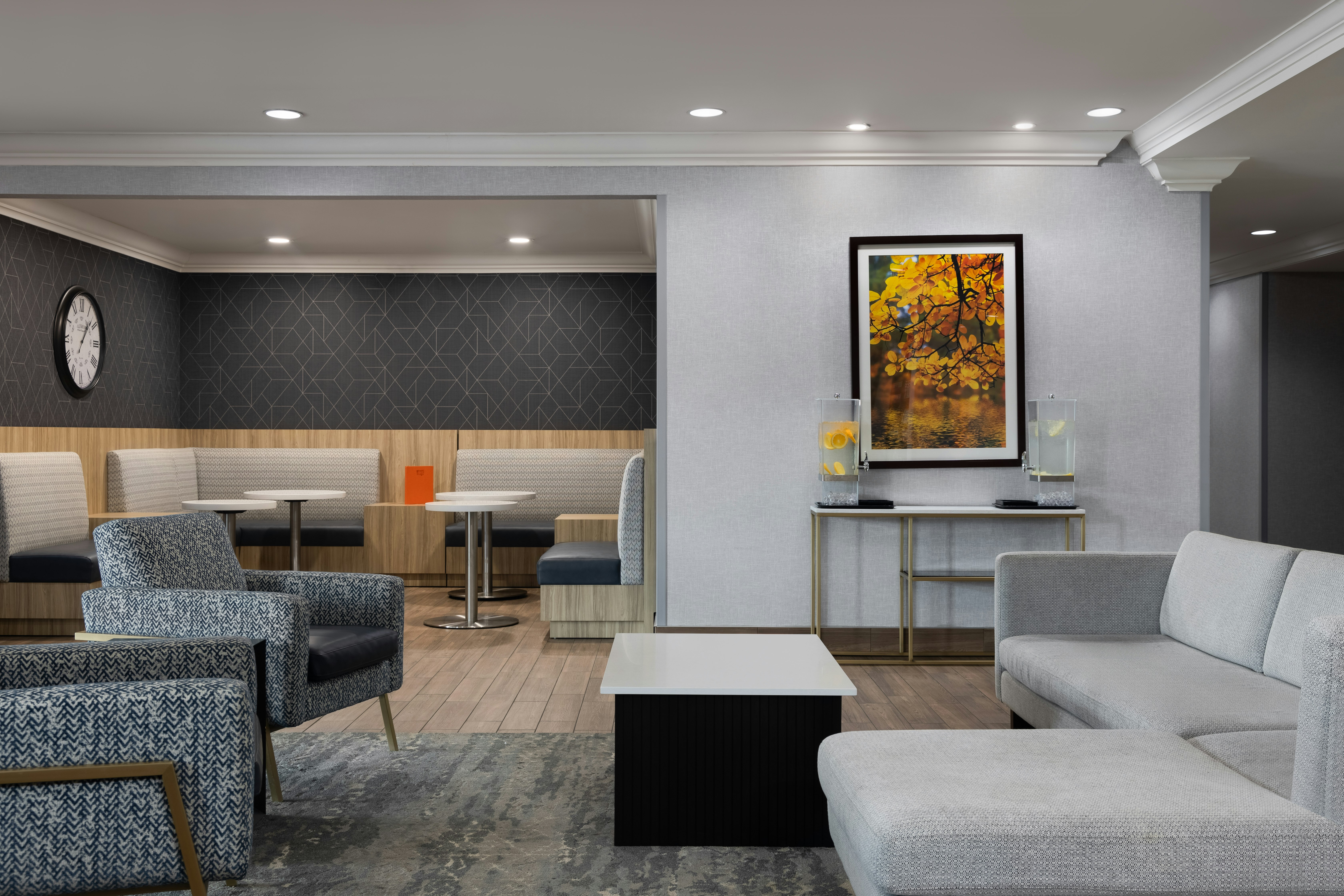 Homewood Suites by Hilton Waterloo/St. Jacobs 9/15