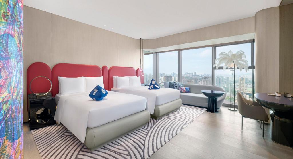 Fabulous, Guest Room, 2 Double Beds, City View