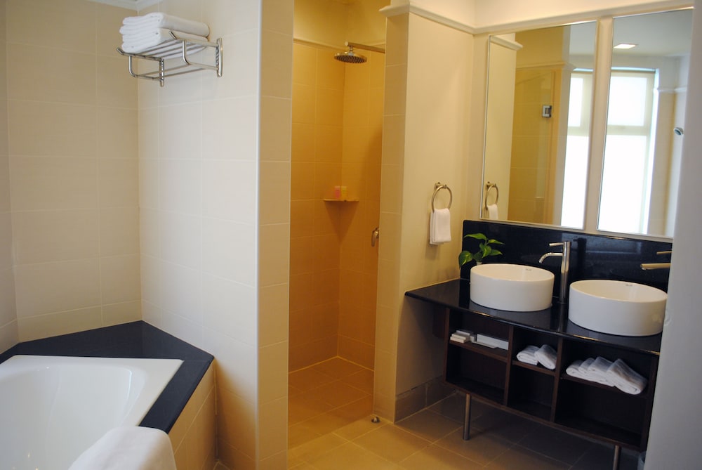 Nilai Springs Resort Hotel 23/57