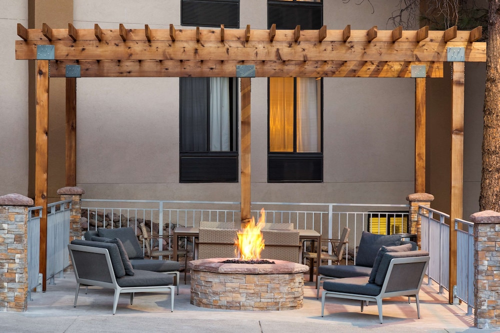 Country Inn & Suites by Radisson - Flagstaff East Route 66 23/28