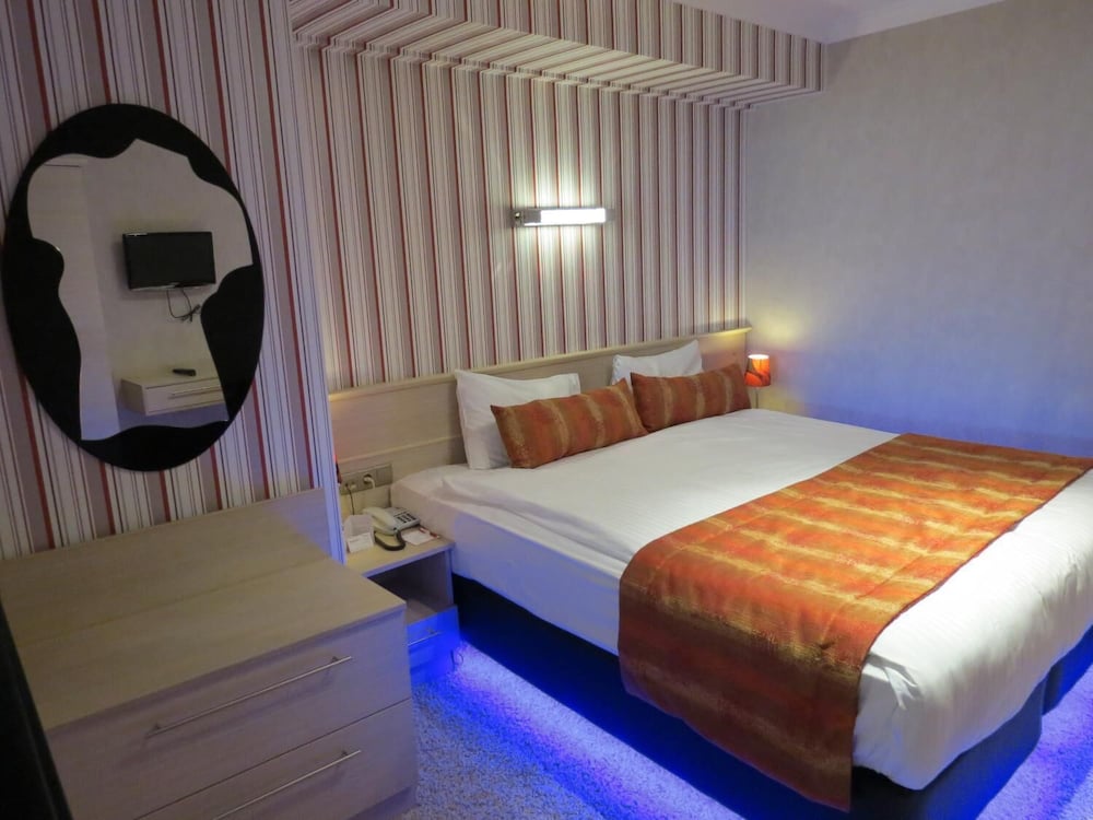 Tempo Residence Comfort Hotel 7/26