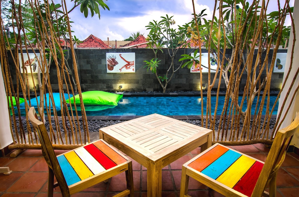 Blue Marlin Trawangan 6/43