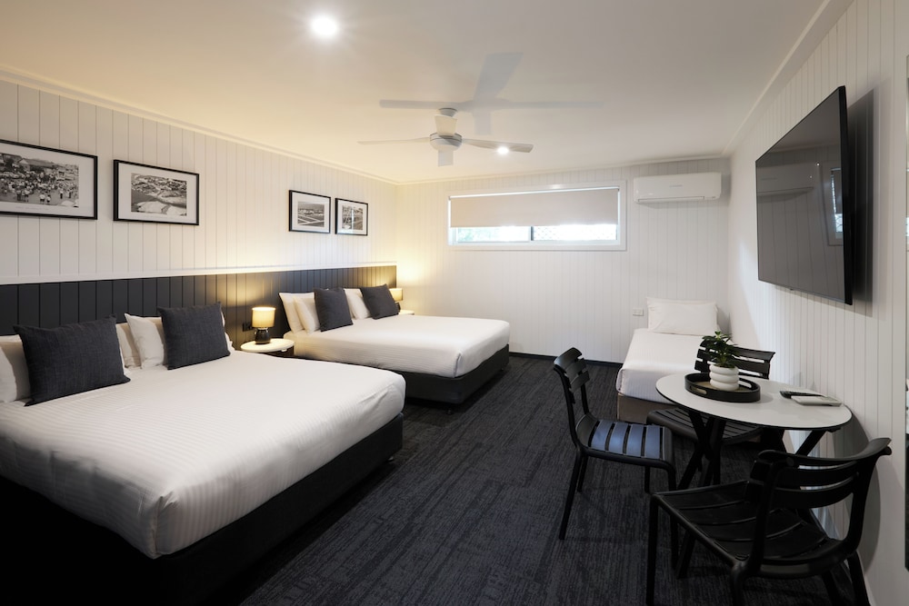 Settlers Inn 15/58
