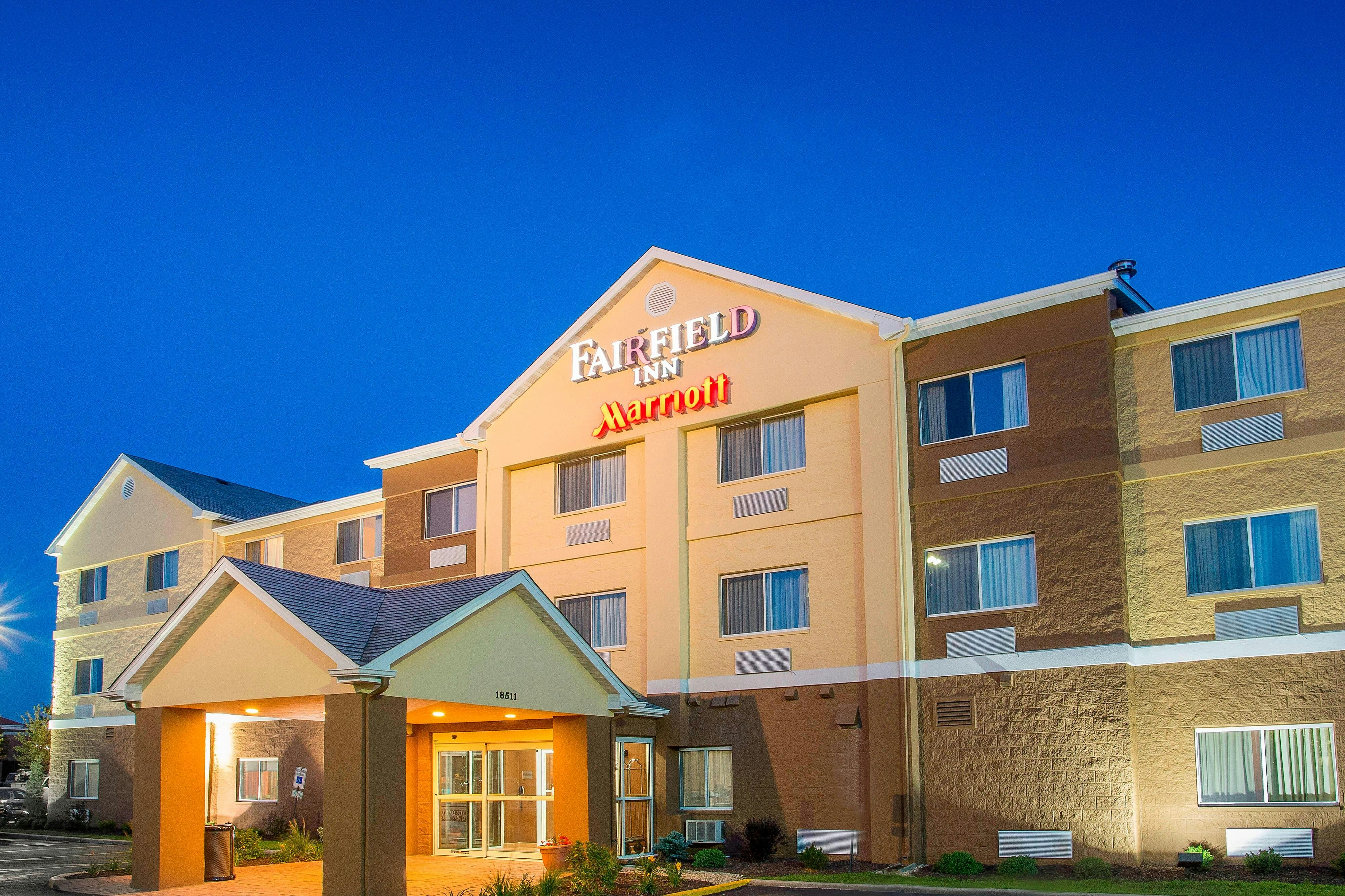 Fairfield Inn Suites Chicago Tinley Park 2/19