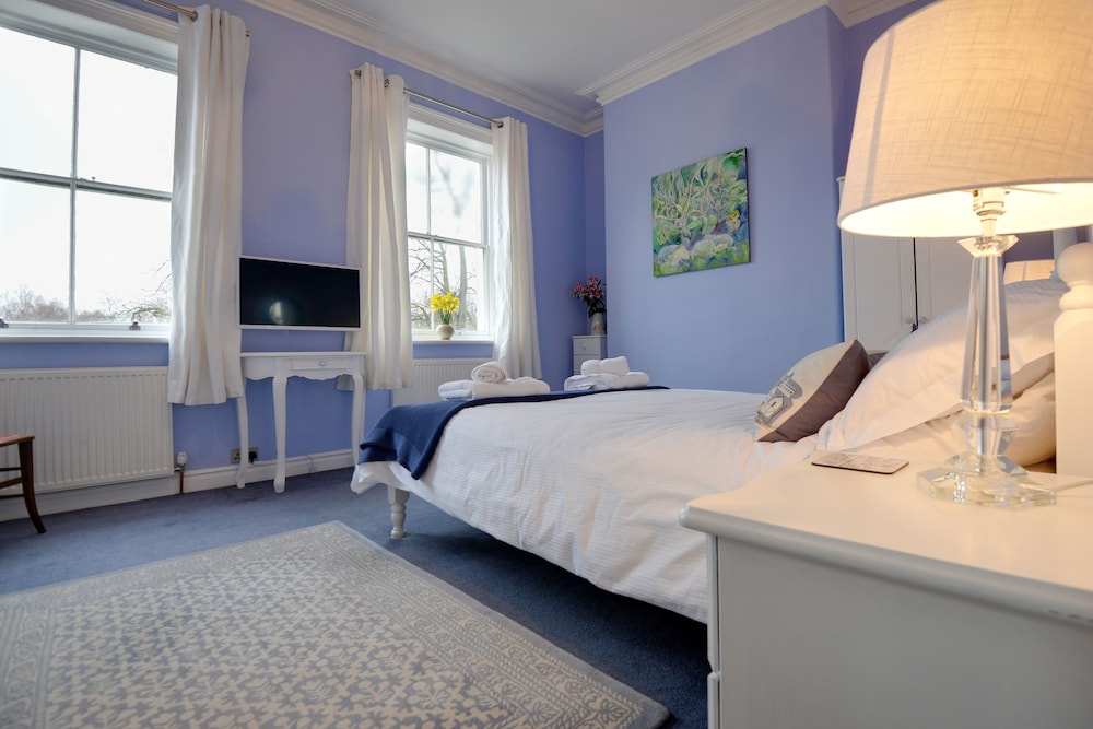 Holiday Cottages And North Star Apartment 6/30