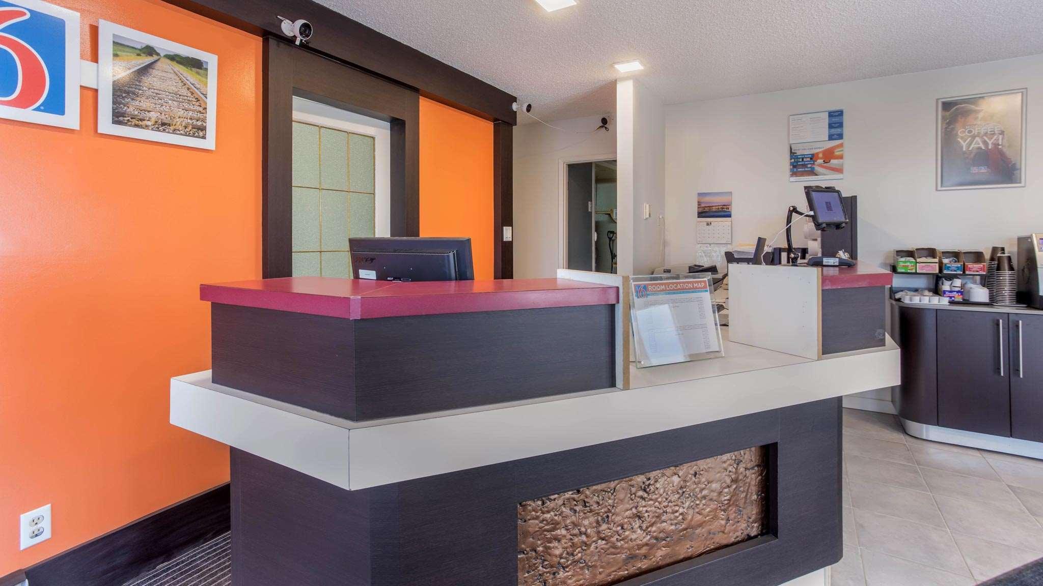 Motel 6 Camrose, AB 6/25