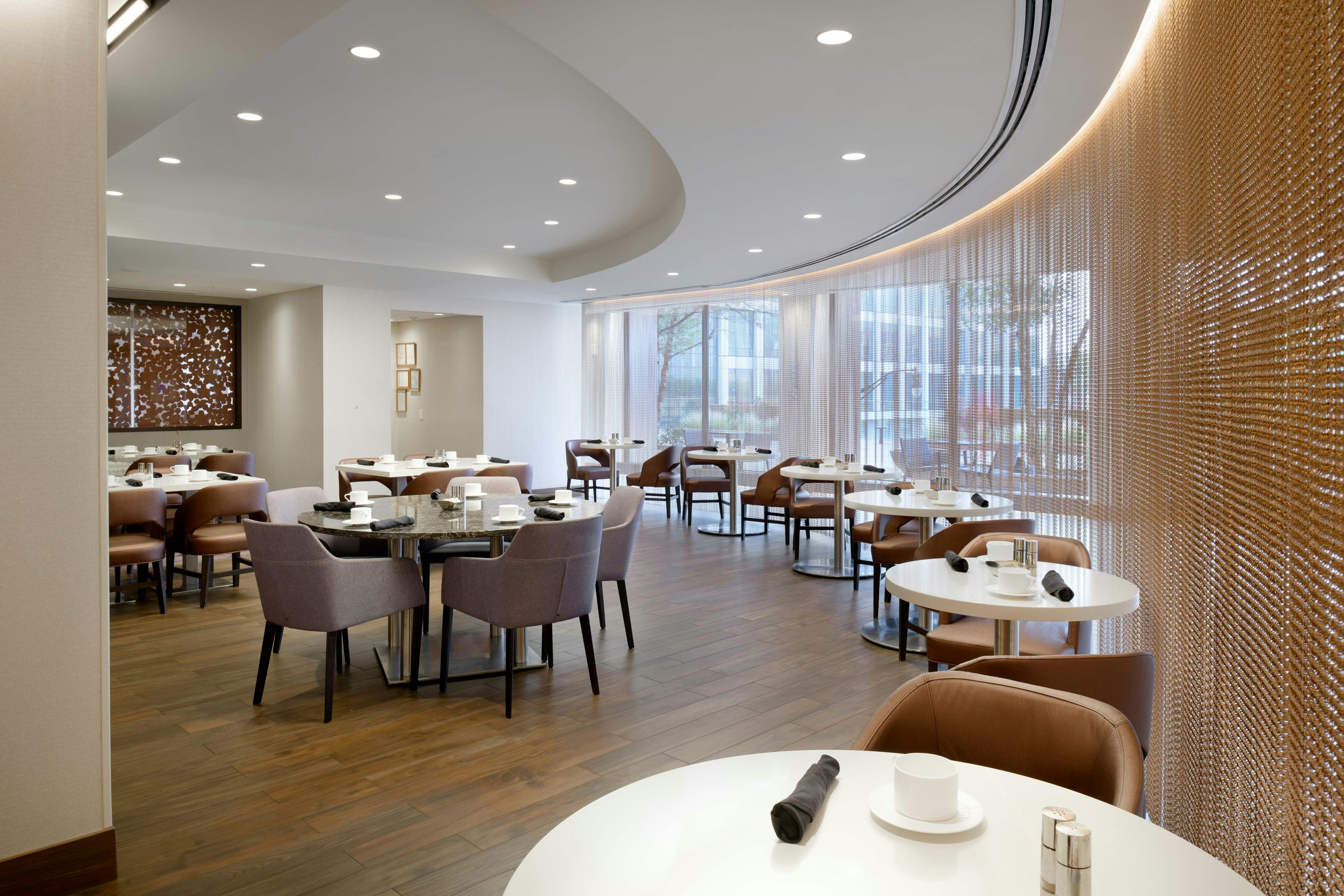 Hilton Washington DC National Mall The Wharf 50/76
