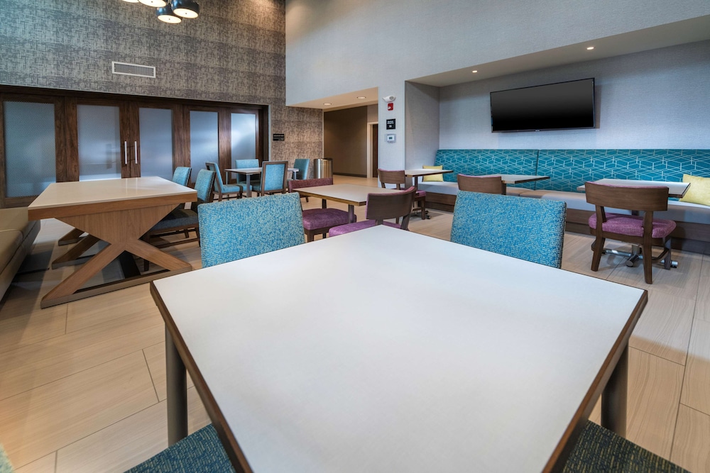Hampton Inn and Suites Conway 20/43