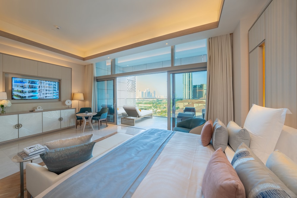 FIVE LUXE JBR 12/77