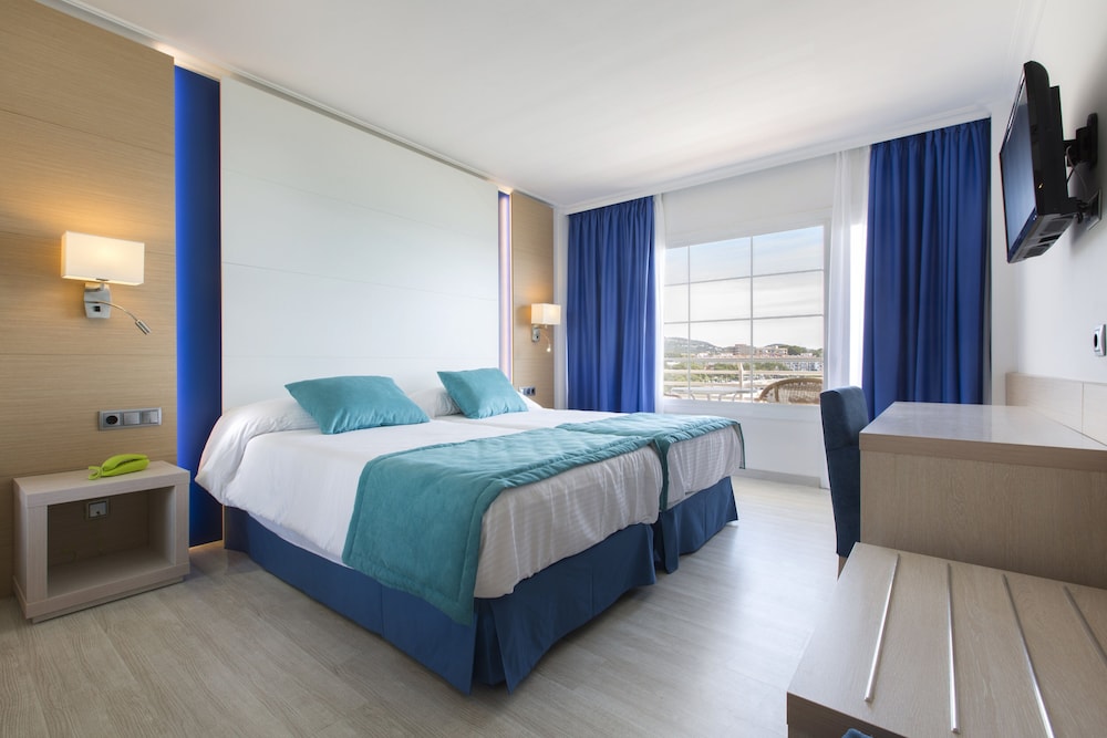 Agua Beach Hotel - Adults Only 15/66