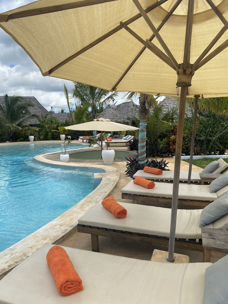 Zen Boutique Resort 11/50