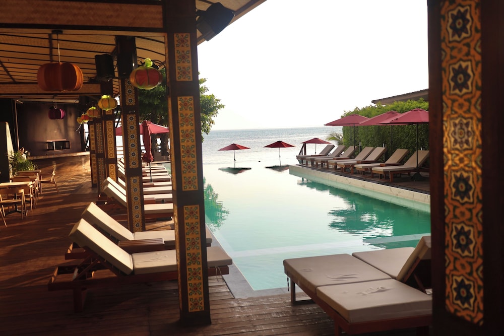 Sunset Beach Villas 36/50