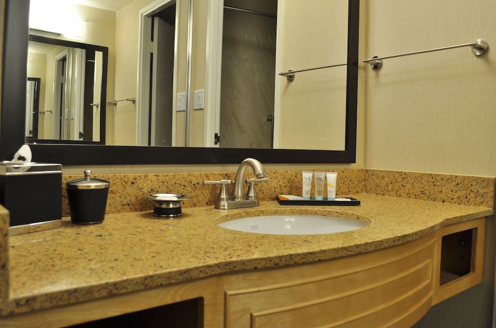 Inn By The Sea La Jolla 50/60