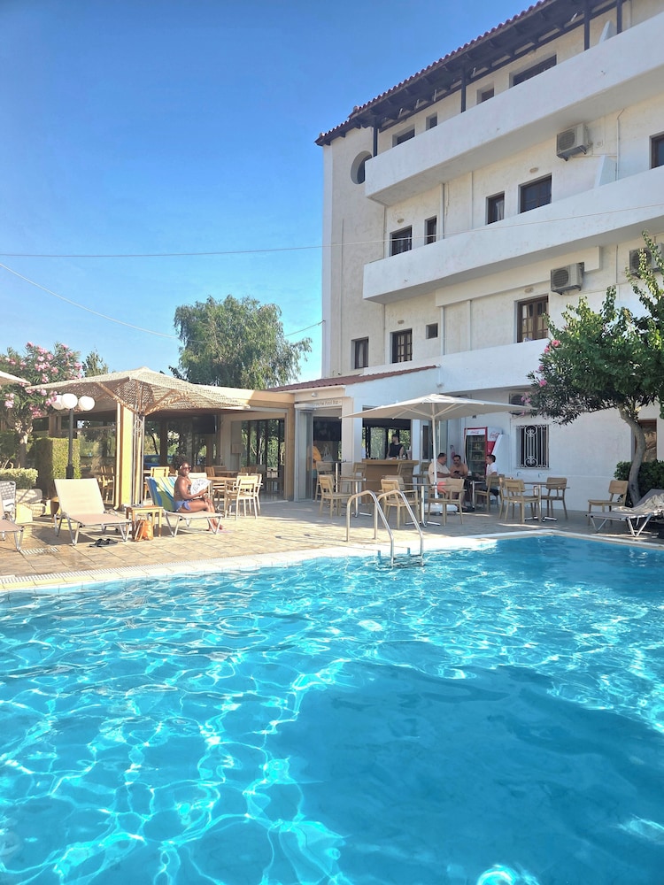 Arhodiko Hotel 3/72