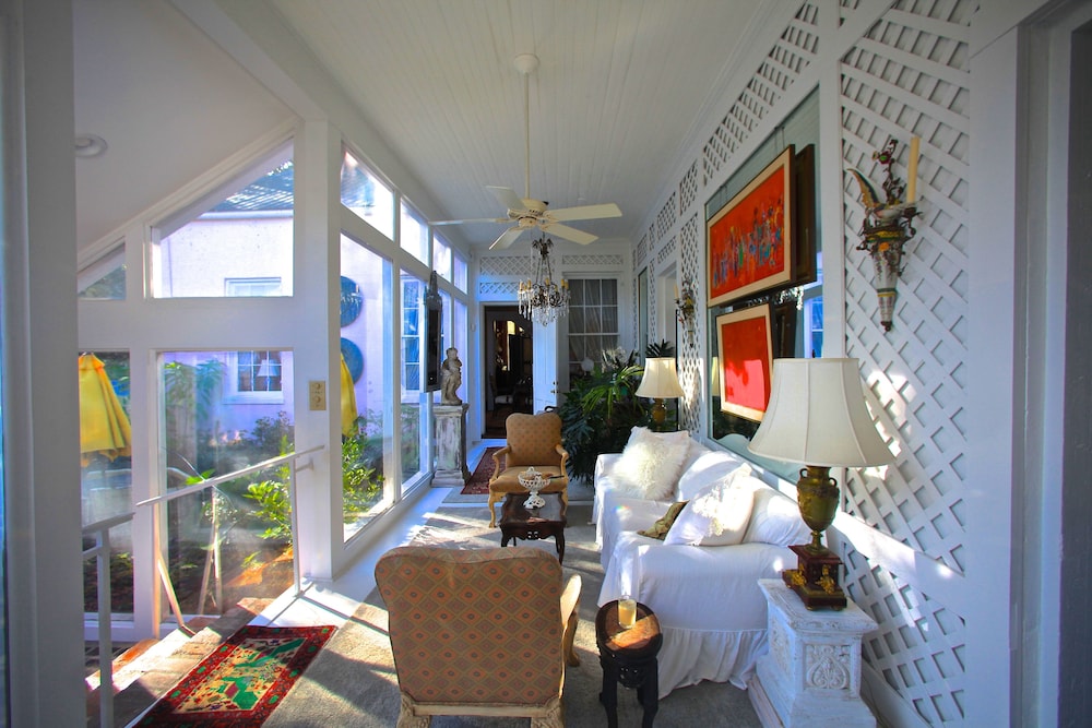 Sunnyside Bed & Breakfast 28/38