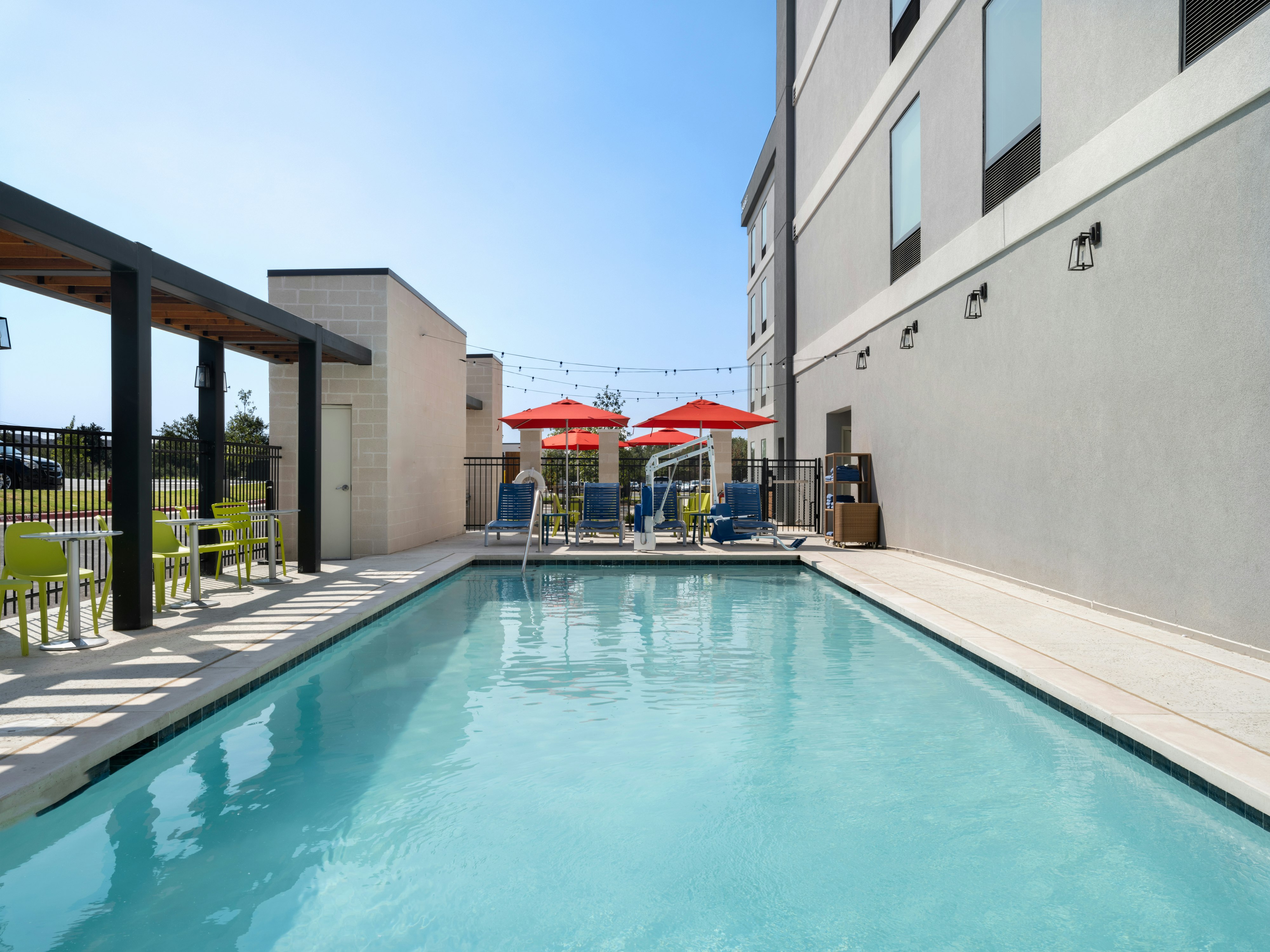 Home2 Suites by Hilton Round Rock Medical Center 20/21