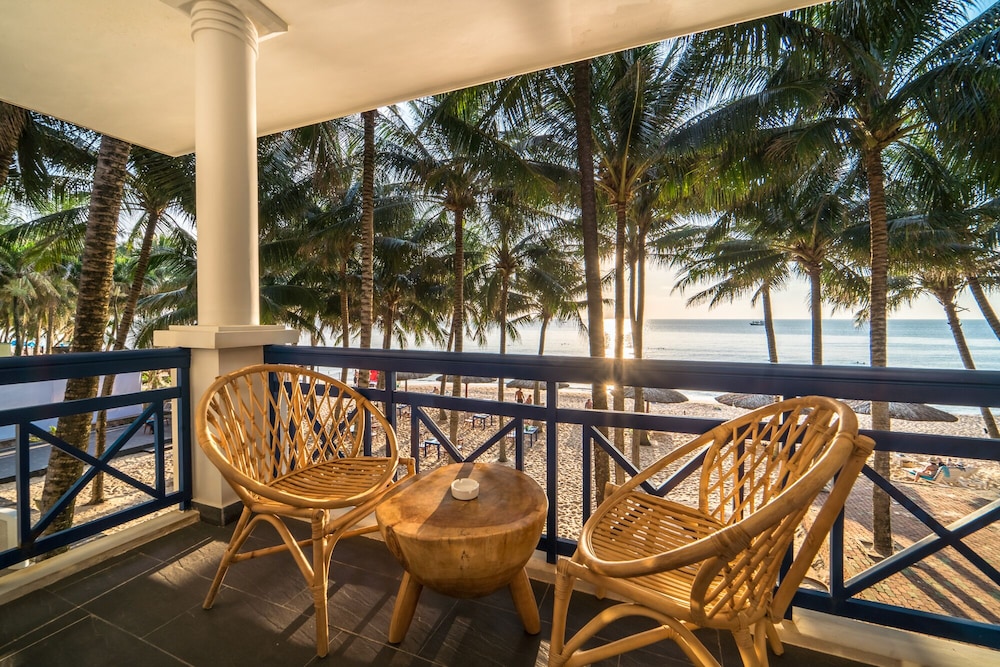 L'Azure Resort and Spa (ex Sasco Blue Lagoon Resort) 34/50