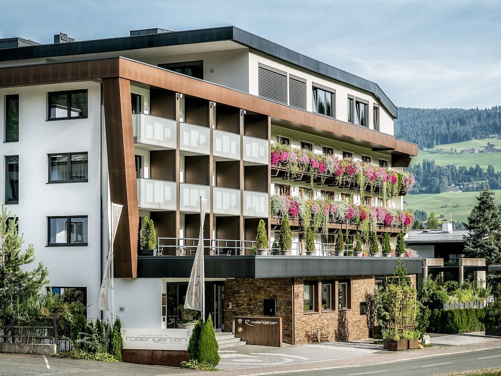 AlpenParks Hotel & Apartment Taxacher 1/71