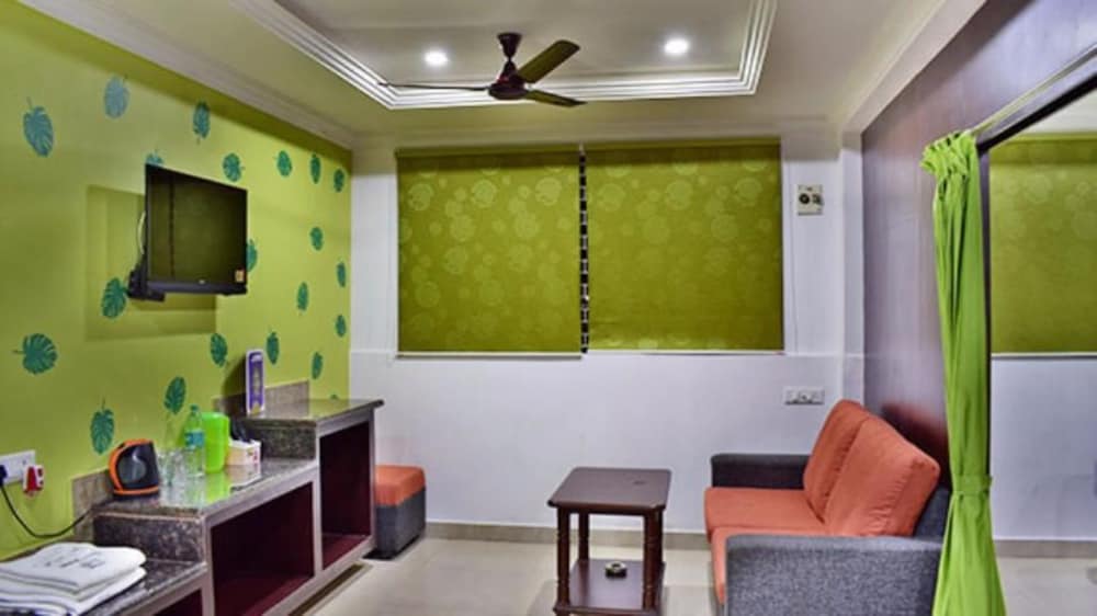 Hotel Ramakrishna 24/32