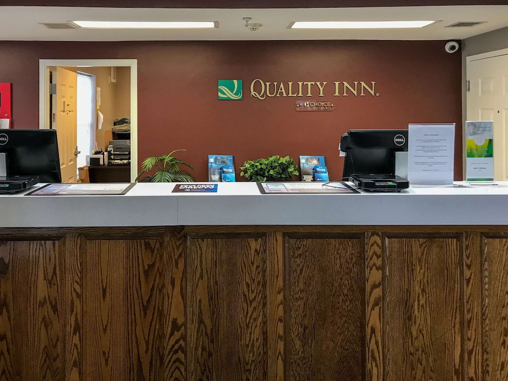 Quality Inn Richmond, KY 8/40