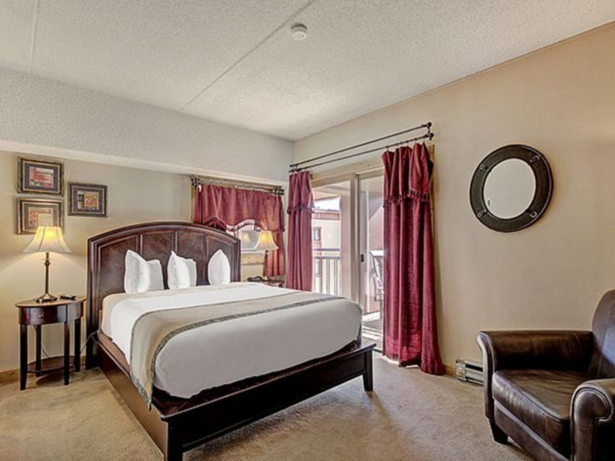 1 Bedroom, Condominium