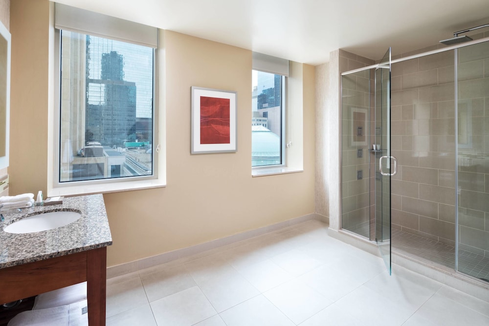 The Westin Minneapolis 31/42
