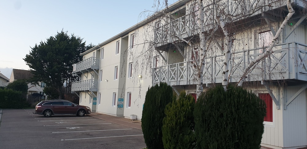 Kyriad Direct Poissy Acheres 15/20